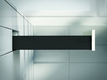 Ящик TANDEMBOX antaro с TIP-ON BLUMOTION (высота М 98,5, глубина 350 мм, вес ящика от 10 до 30 кг), крепление INSERTA, черный