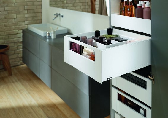 Внутренний ящик LEGRABOX pure (высота C 177, глубина 300 мм), белый шелк